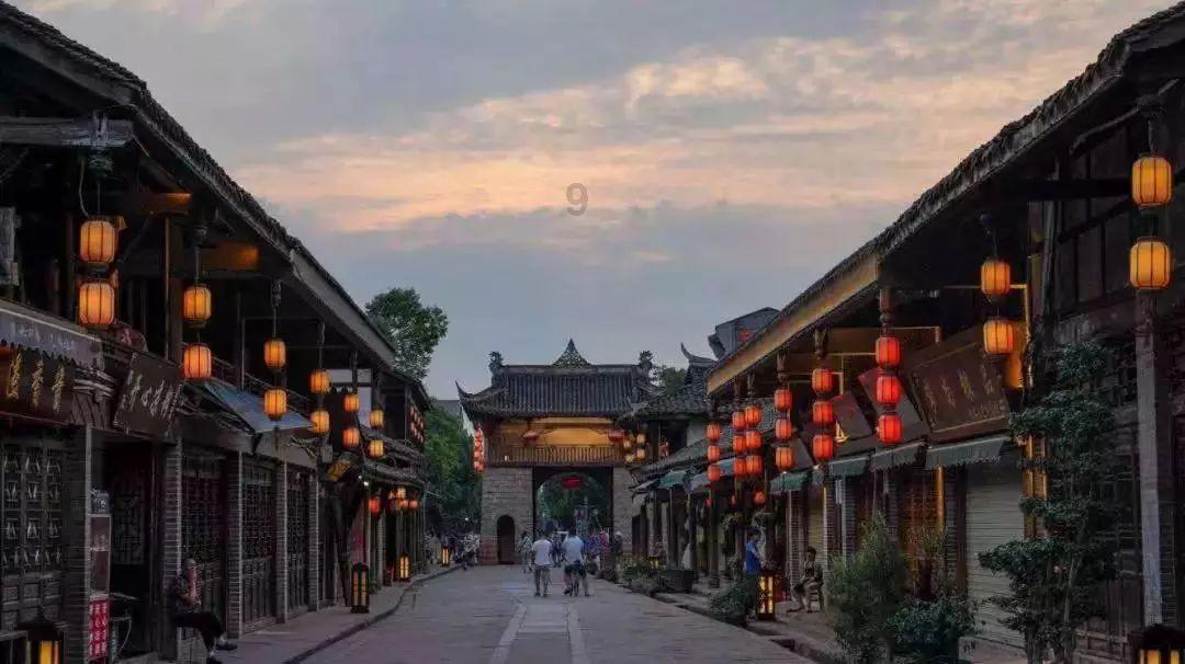 天津男篮大逆袭！胜过北京、广州等豪门队，跃居前十，42岁少帅傲人表现